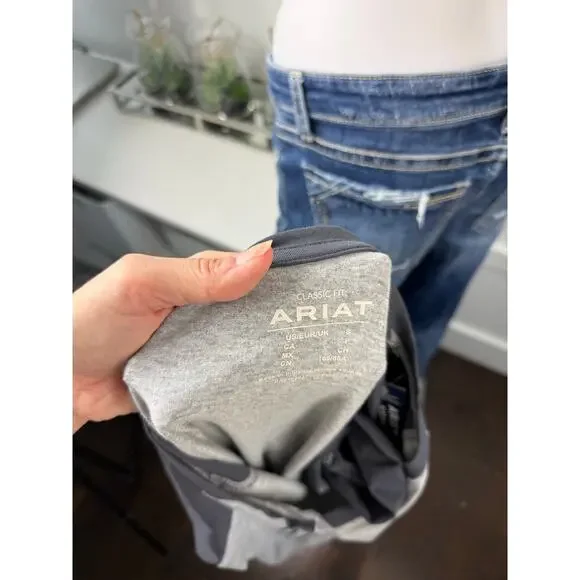 Cute NWTs Ariat Top Size S - Picture 6 of 6